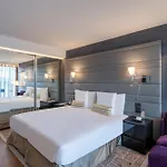 Royal Savoy & Hotel