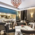 Royal Savoy & Hotel Lausana