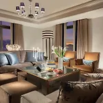 Hotel Royal Savoy &