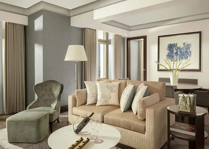 Royal Savoy & Hotel Lausana