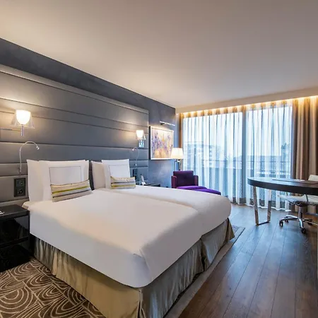 Ξενοδοχείο Royal Savoy & 5*