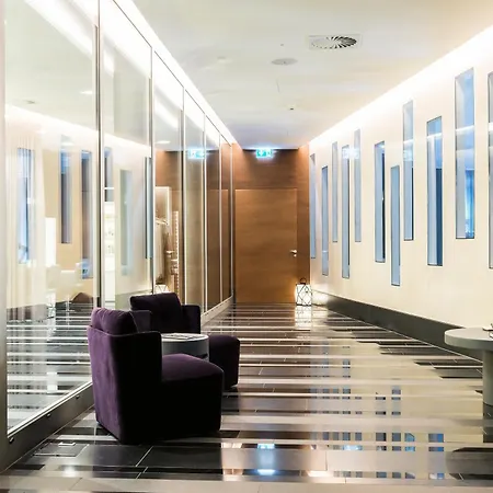 Royal Savoy & Ξενοδοχείο 5*