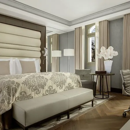 Ξενοδοχείο Royal Savoy & 5*