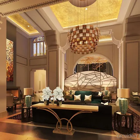 Royal Savoy &