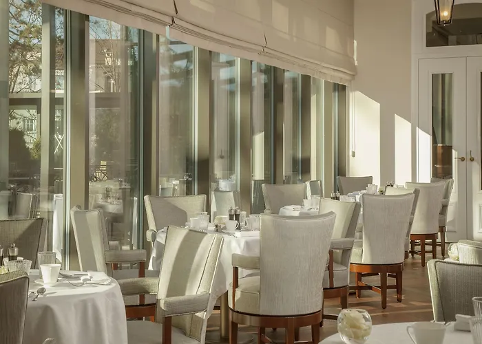 Royal Savoy & Ξενοδοχείο 5*