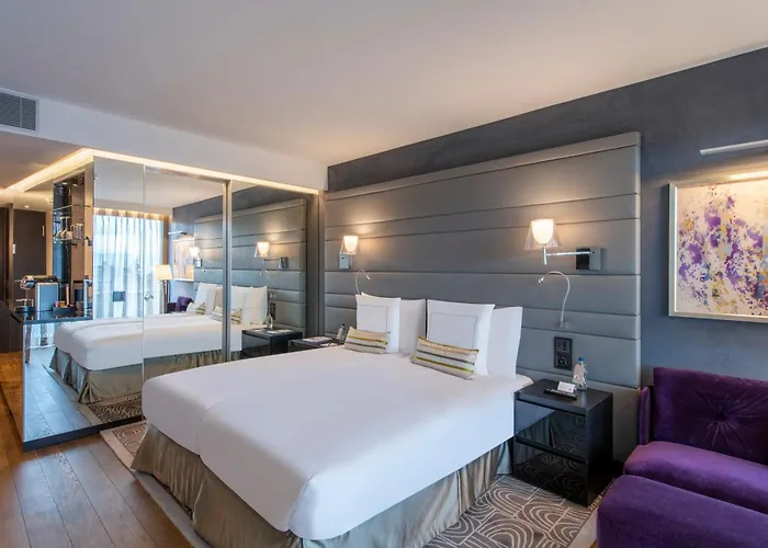 Royal Savoy & Ξενοδοχείο